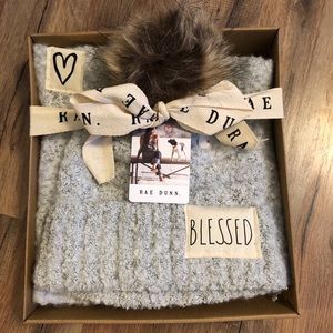 Rae Dunn Winter Beanie & Scarf pair🤍. NWT.